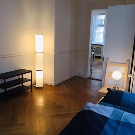 Apartment Marktplatz Basel Bagian luar foto