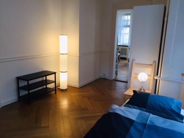 Apartment Marktplatz Basel Bagian luar foto